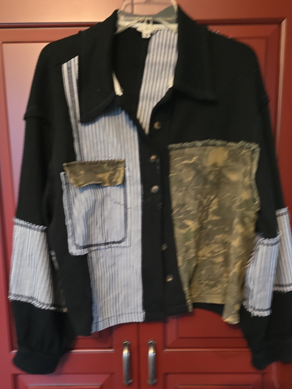 Patchwork Button-Up Jacket in Black and Camouflage Shirt Jacket Pol Sz Oversized